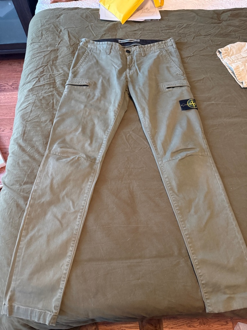 Authentic Stone Island Olive Green Cargo Trousers with Logo Patch